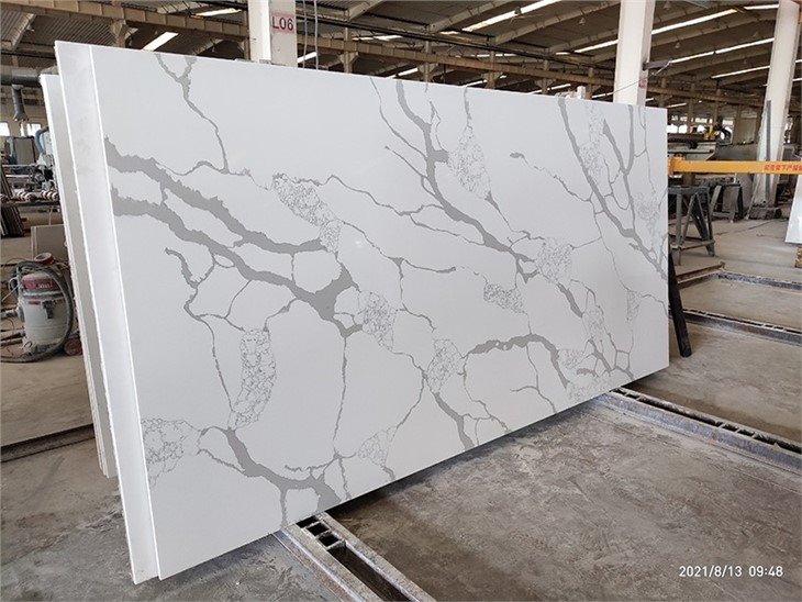 New Design Calacatta White Quartz Slab (2)