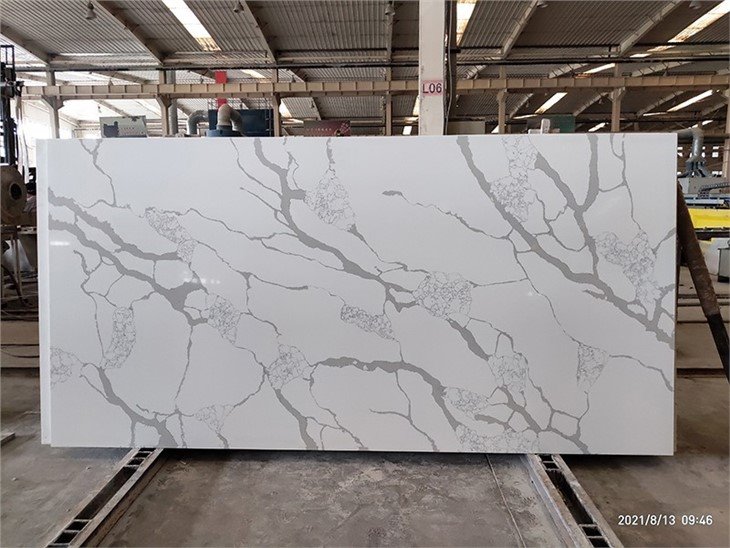 New Design Calacatta White Quartz Slab (3)